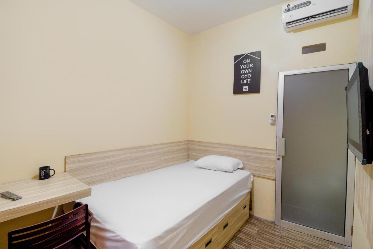 Oyo Life 3149 Guest House Ppli Бандунг Екстер'єр фото